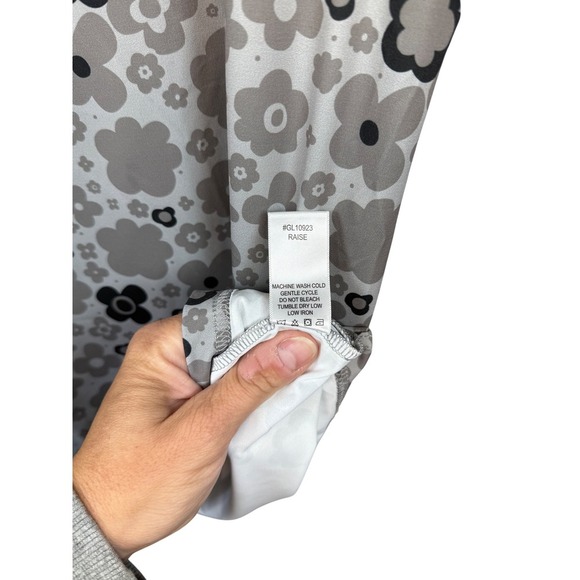 Graham Luxe Performance Golf Polo, Black/Gray Flower Power Pattern, Size Large - Picture 7 of 8